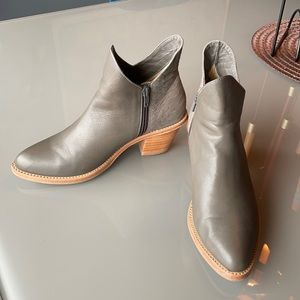 Poppy Barley “The Two Point Five” ankle boot